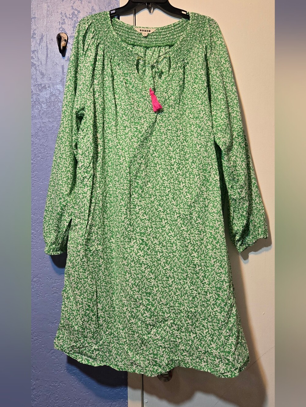 BODEN Smocked Neck Beach Kaftan Green Patterned Pink Tassels Cover Up Size 16